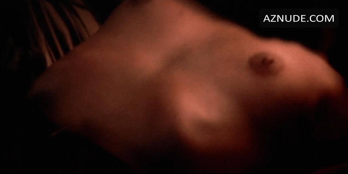 Annie Galipeau in Grey Owl, photo 5