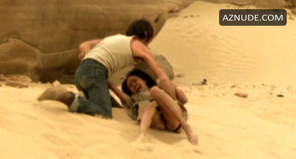 Laura Gemser in Black Emmanuelle, White Emmanuelle, photo 5