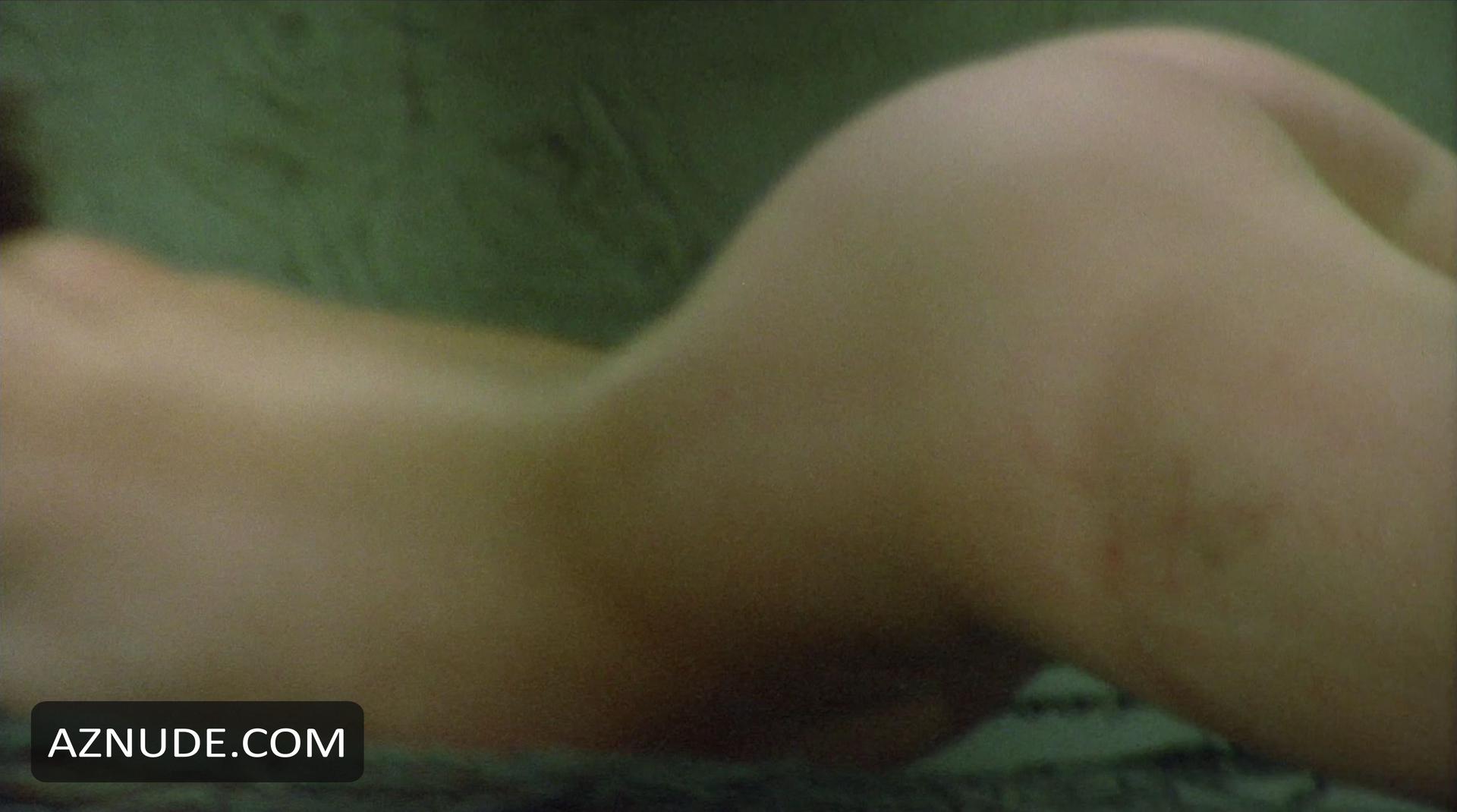 Lina Romay in Barbed Wire Dolls, photo 38