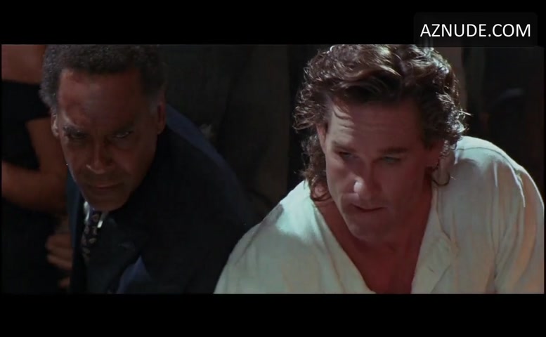 Teri Hatcher in Tango And Cash, photo 4
