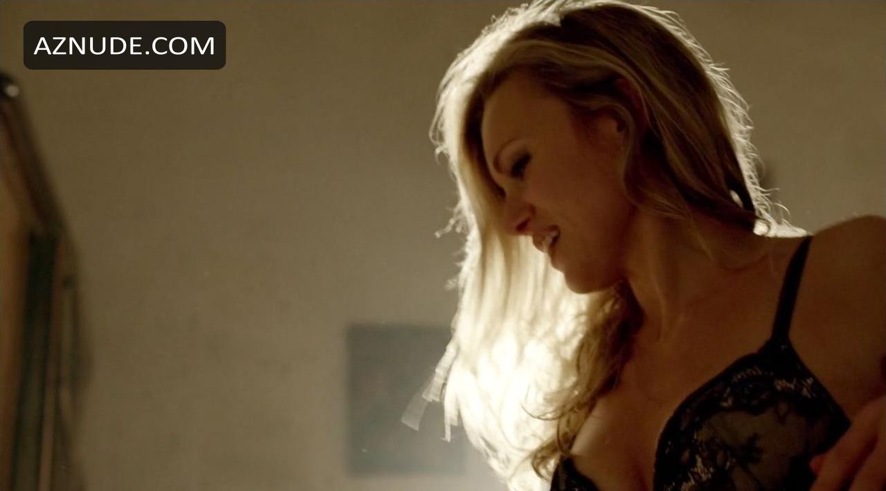 Stephanie Vogt in Strike Back, photo 3