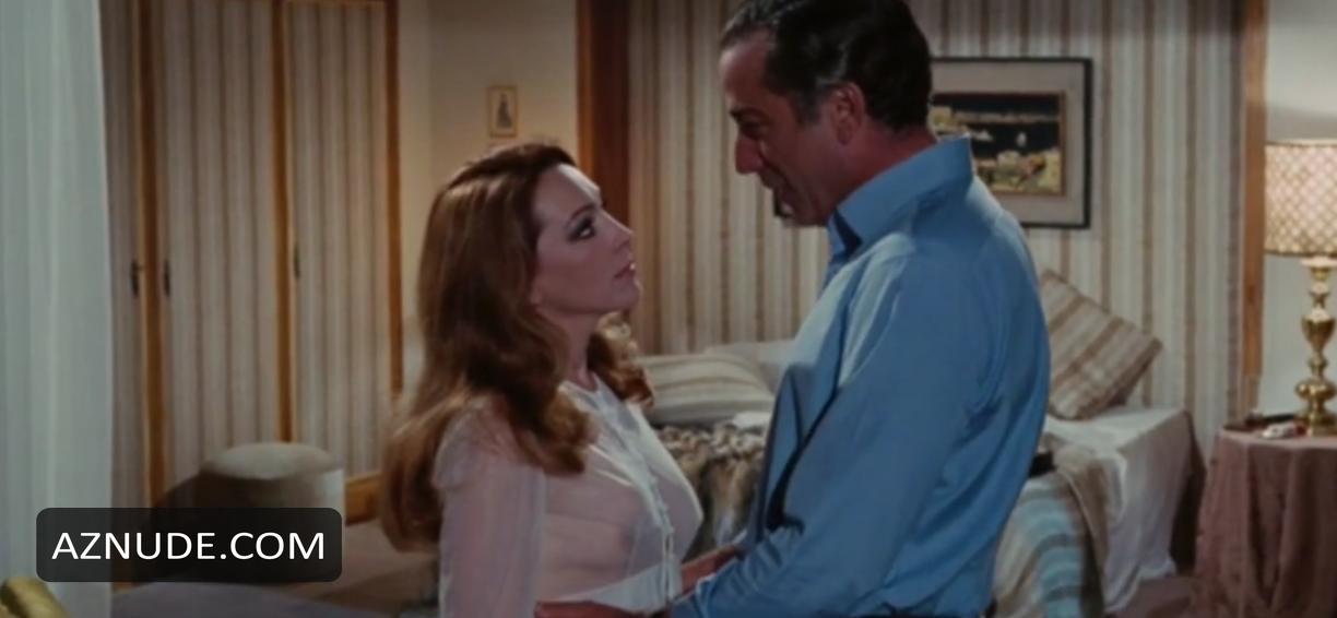 Nieves Navarro in Death Walks On High Heels, photo 30