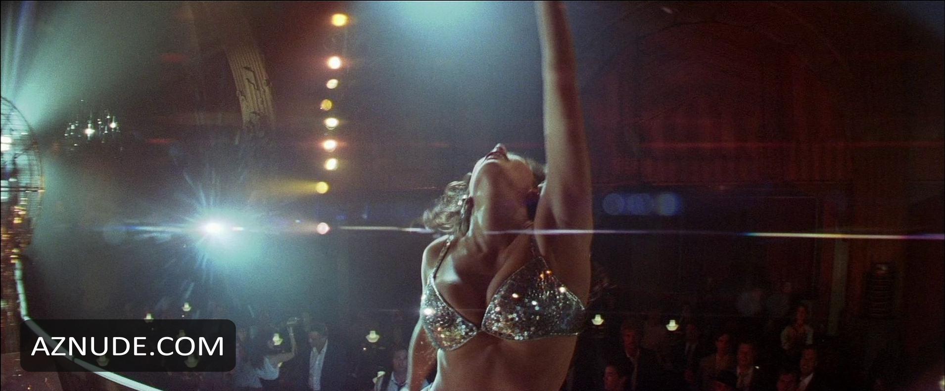 Teri Hatcher in Tango And Cash, photo 2