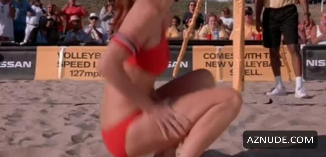 Angie Everhart in Cloud 9, photo 8