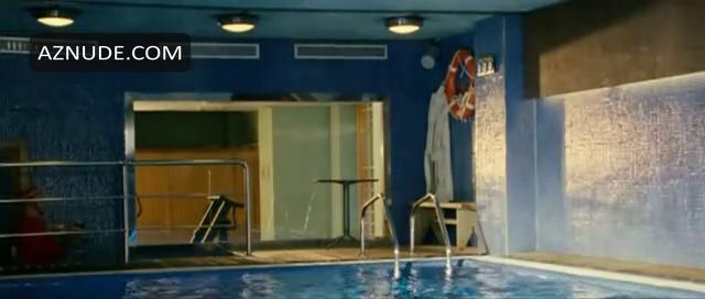 Aitana Sanchez Gijon in Oviedo Express, photo 3