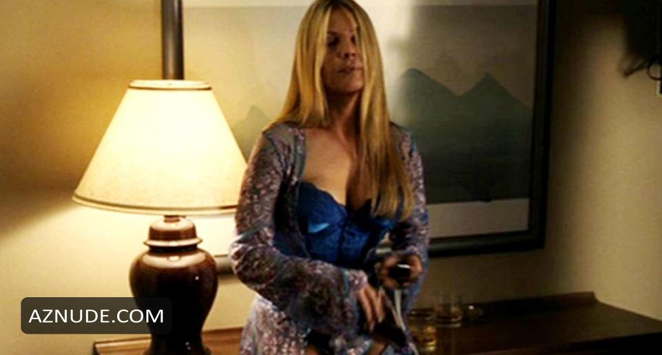 Deborah Kara Unger in Lies & Alibis, photo 2
