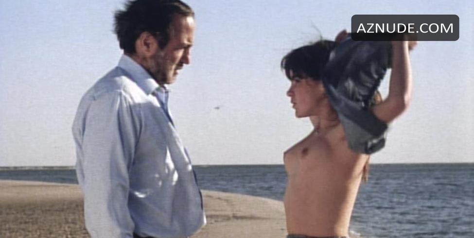 Katya Berger in Tales Of Ordinary Madness, photo 1