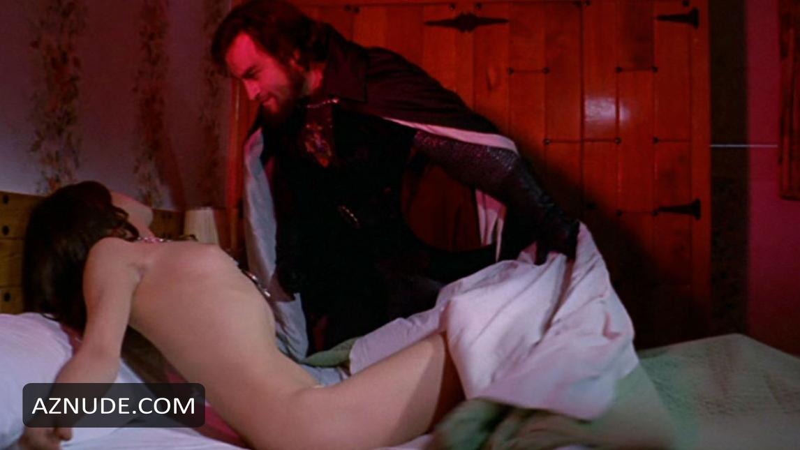 Emma Cohen in Horror Rises From The Tomb, photo 2