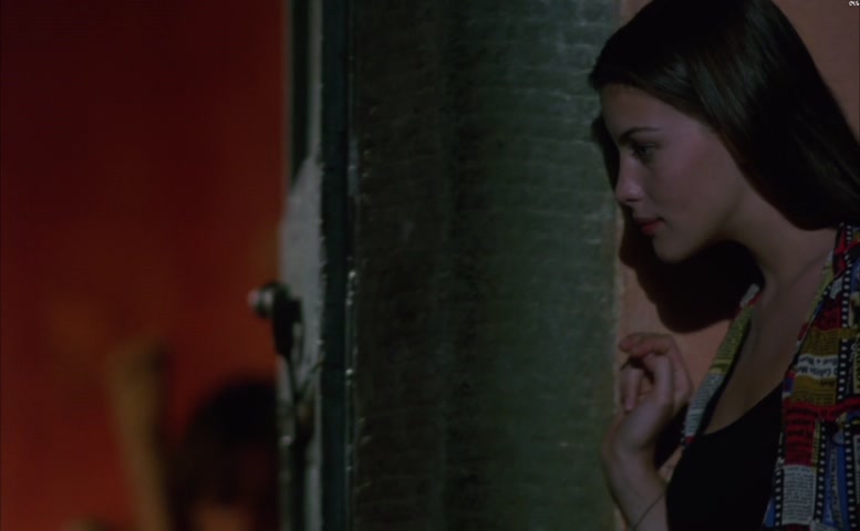 Rachel Weisz in Stealing Beauty, photo 18