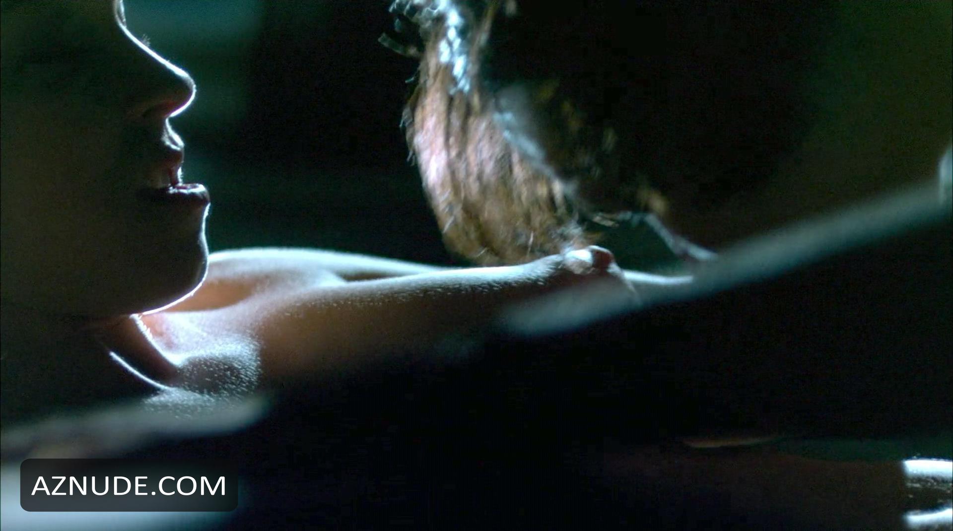Amy Lynn Grover in Bitten, photo 7