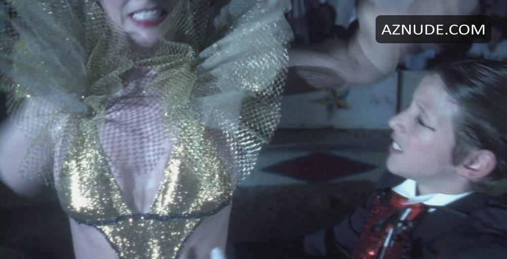 Blanca Guerra in Santa Sangre, photo 3