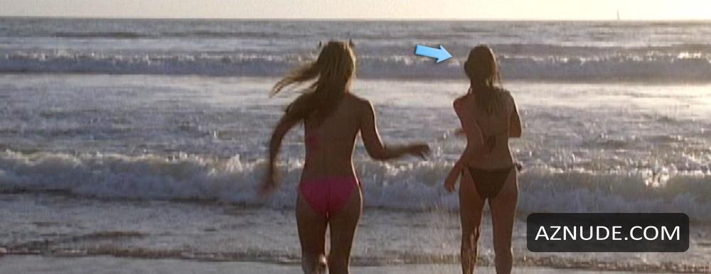 Allison Scagliotti in Endless Bummer, photo 3