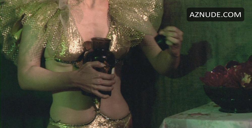 Blanca Guerra in Santa Sangre, photo 4
