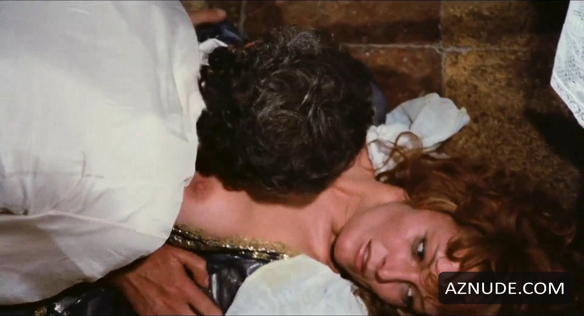 Anita Strindberg in Your Vice Is a Locked Room and Only I Have the Key, photo 7