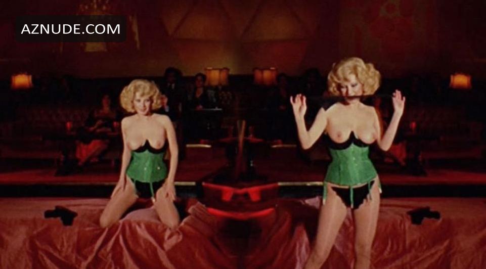 Edwige Fenech in Taxi Girl, photo 10