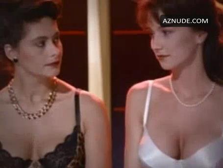 Debbe Dunning in Dream On (1990-1996), photo 22