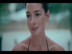 Anne Hathaway in WeCrashed (2022-), photo 1