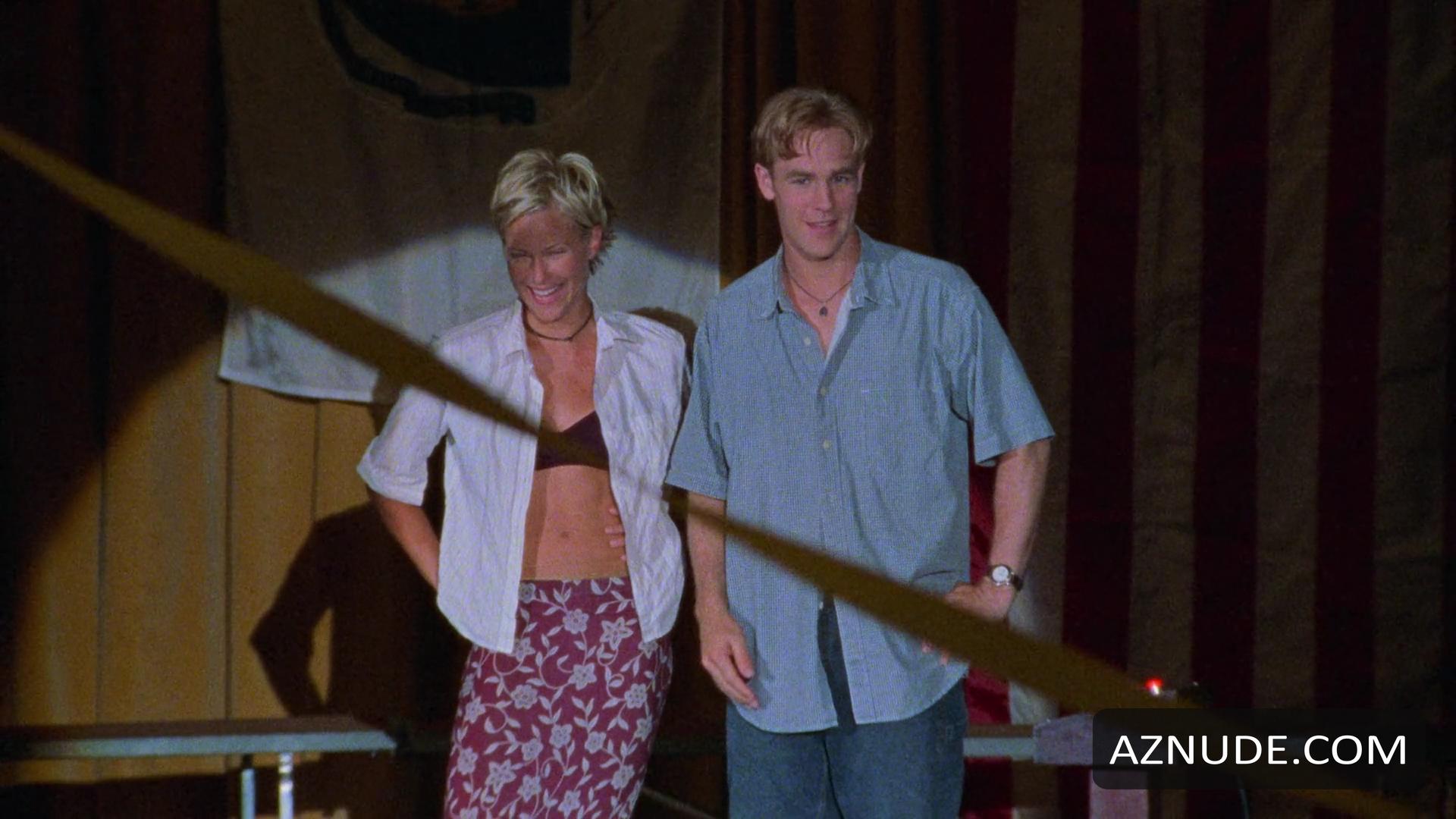 Brittany Daniel in Dawson's Creek, photo 5
