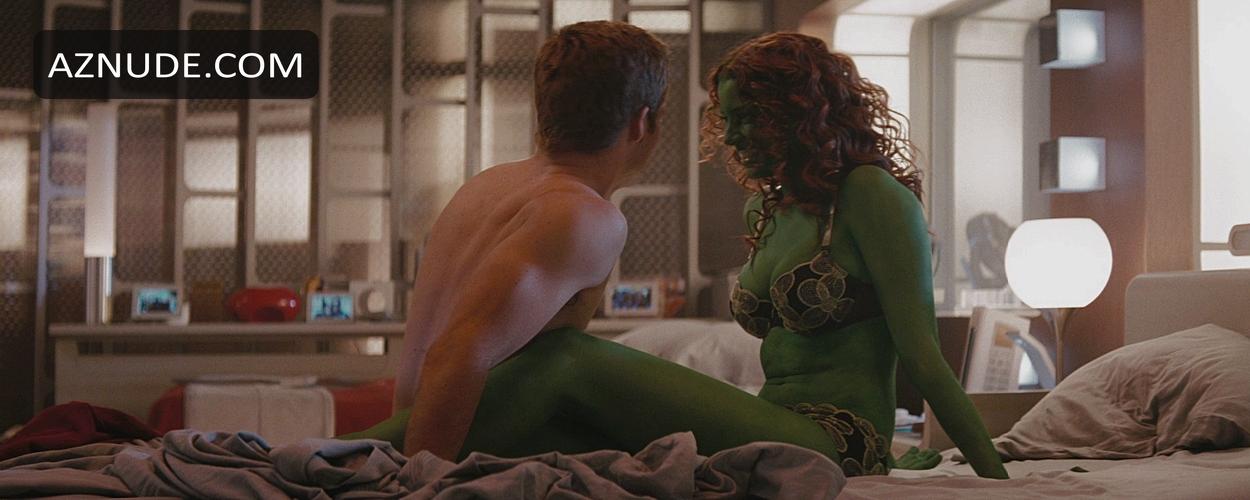 Rachel Nichols in Star Trek, photo 1