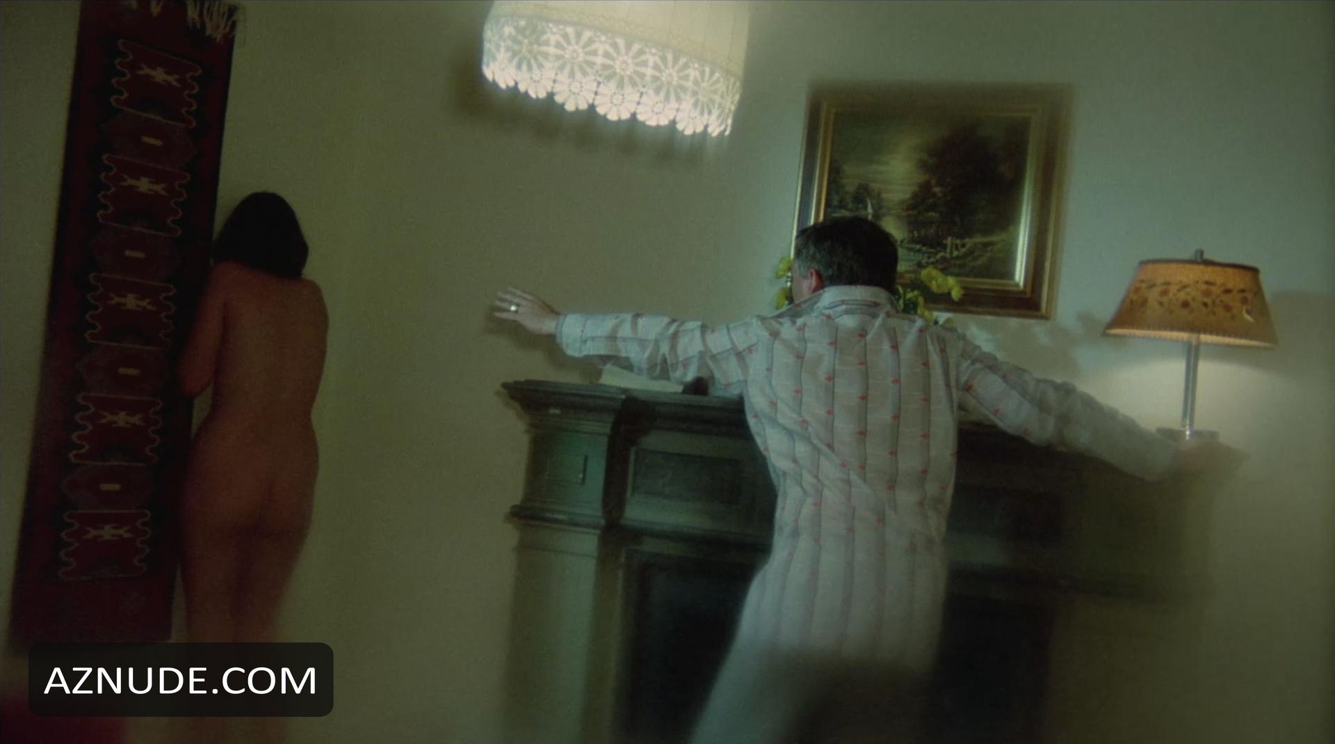 Lina Romay in Barbed Wire Dolls, photo 39