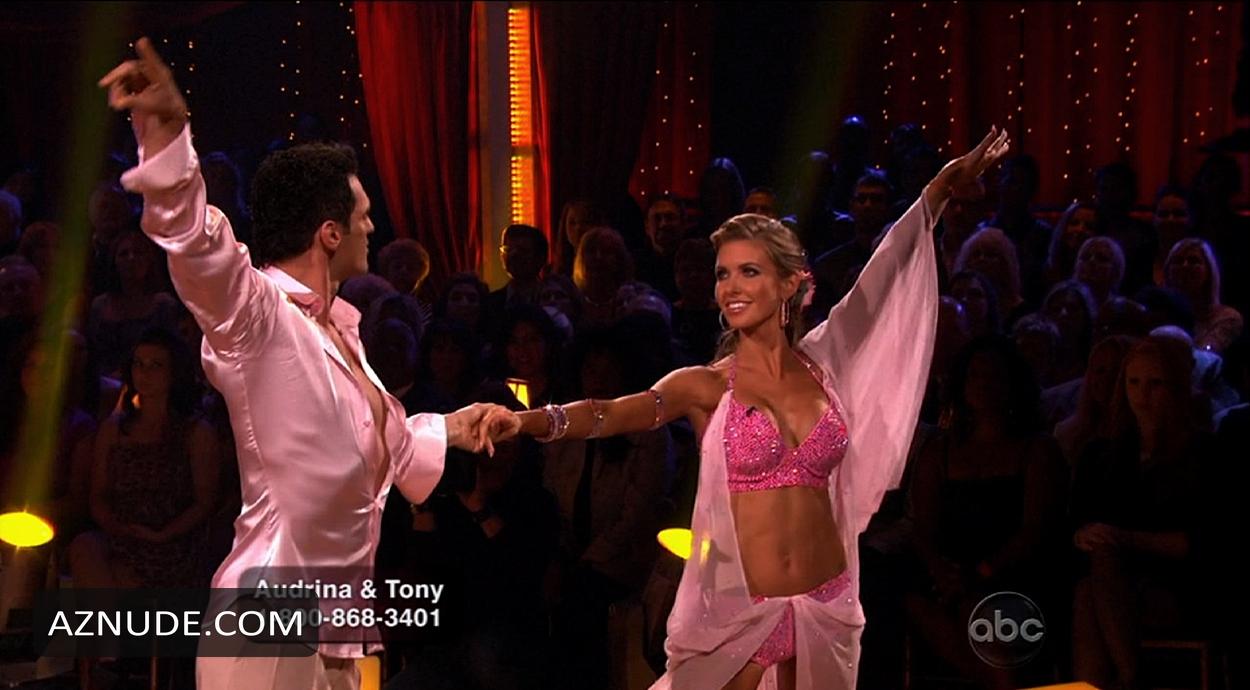 Dancing with the Stars (2006-) in Dancing with the Stars (2006-), photo 0