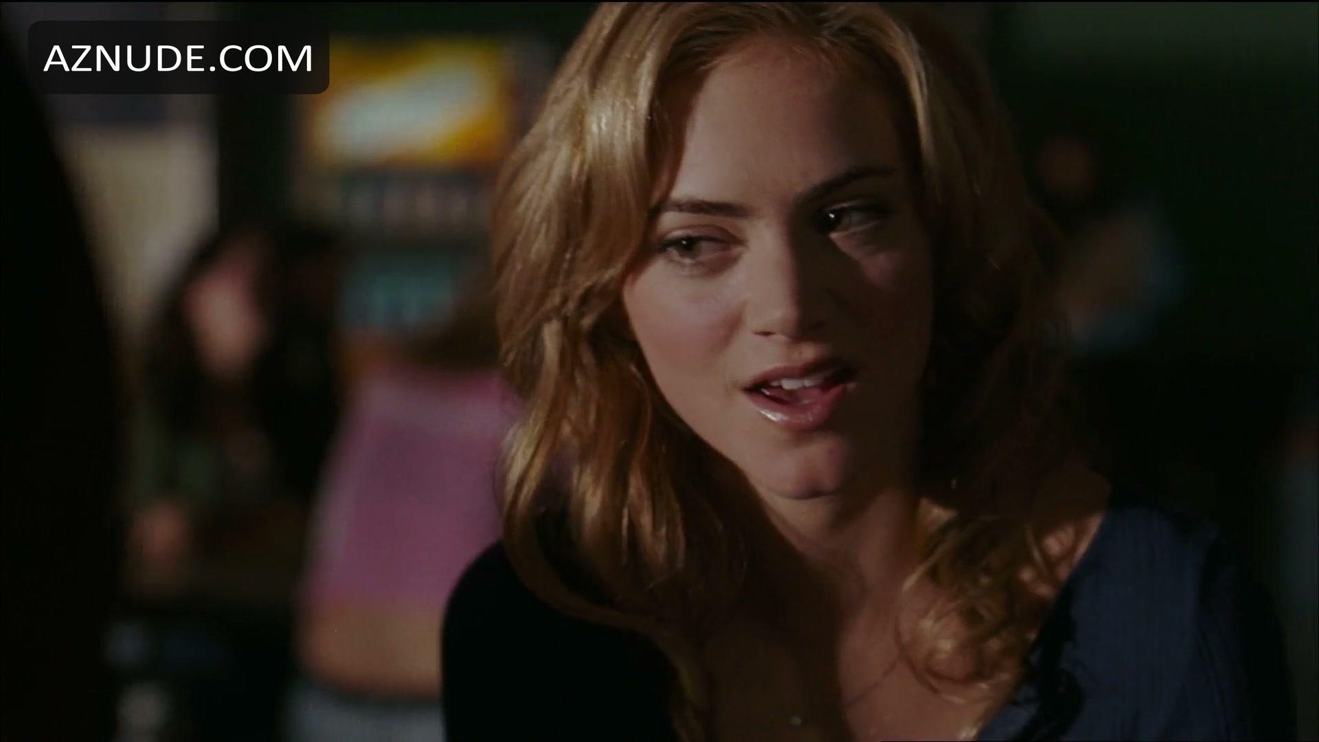 Emily Wickersham in Gardener Of Eden, photo 18