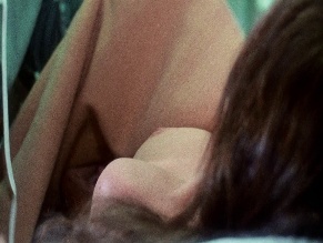 Diane Keaton in Looking For Mr. Goodbar, photo 26