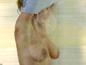 Bobbie Phillips in The Hustle, photo 10