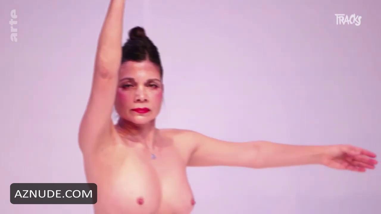 Flo Holzinger in Anti-ballet, photo 6