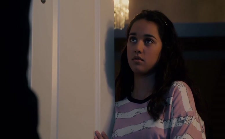 Summer Bishil in Towelhead, photo 10