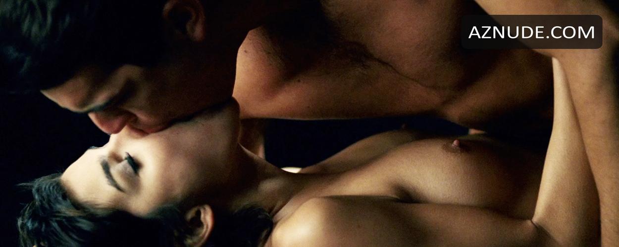 Clara Lago in I Want You, photo 6