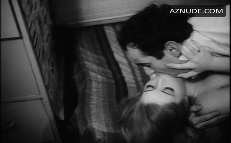 Vincene Wallace in A Sweet Sickness, photo 4
