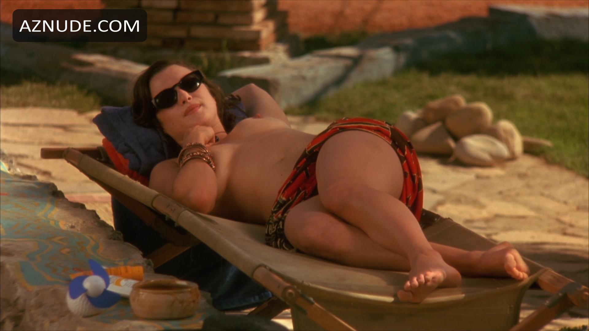 Rachel Weisz in Stealing Beauty, photo 15