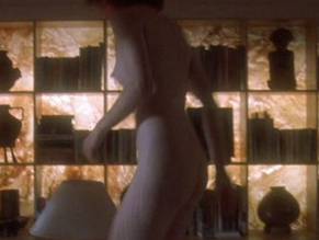 Julianne Moore in Body Of Evidence, photo 12