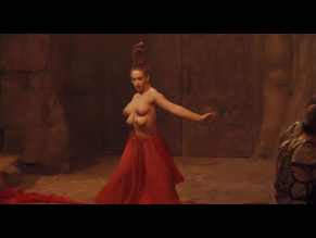Cecilia North in The Warrior and the Sorceress, photo 23