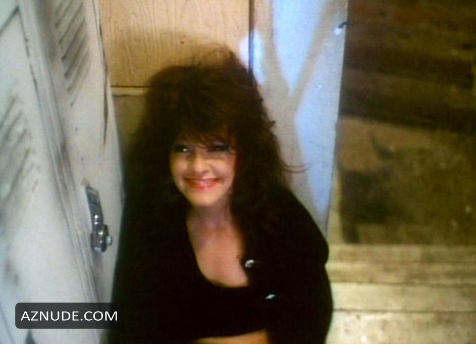 Michelle Foreman in Stripped To Kill, photo 9