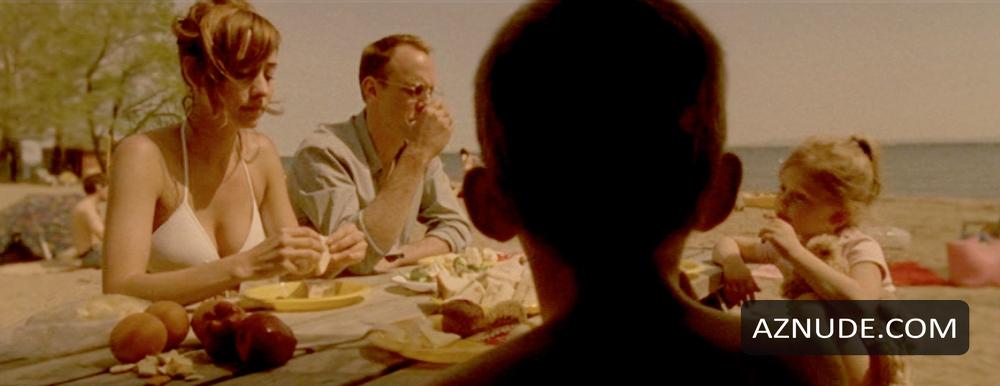 Janice Beliveau-sicotte in Enter The Void, photo 1