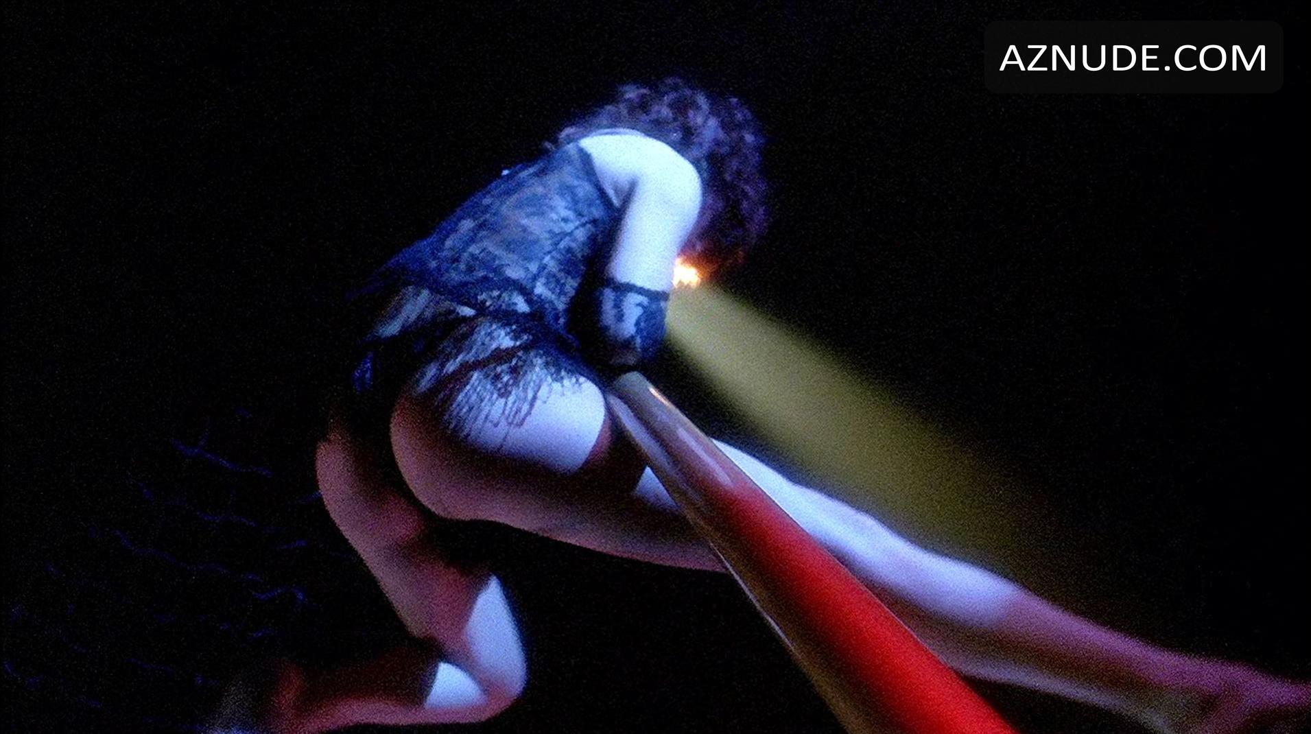 Michelle Foreman in Stripped To Kill, photo 27
