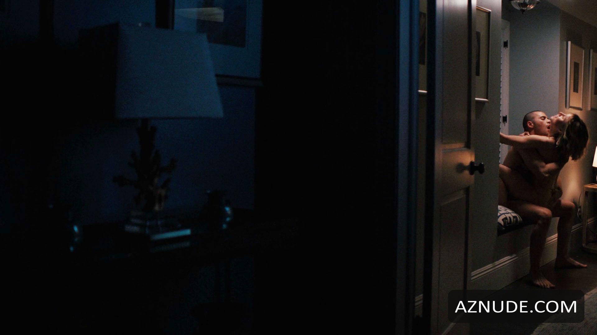 Kristen Bell in The Woman in the House Across the Street from the Girl in the Window (2022-), photo 1