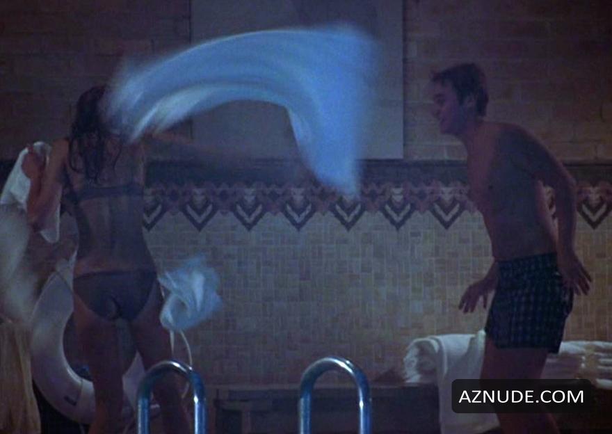 Jaime King in Slackers, photo 2