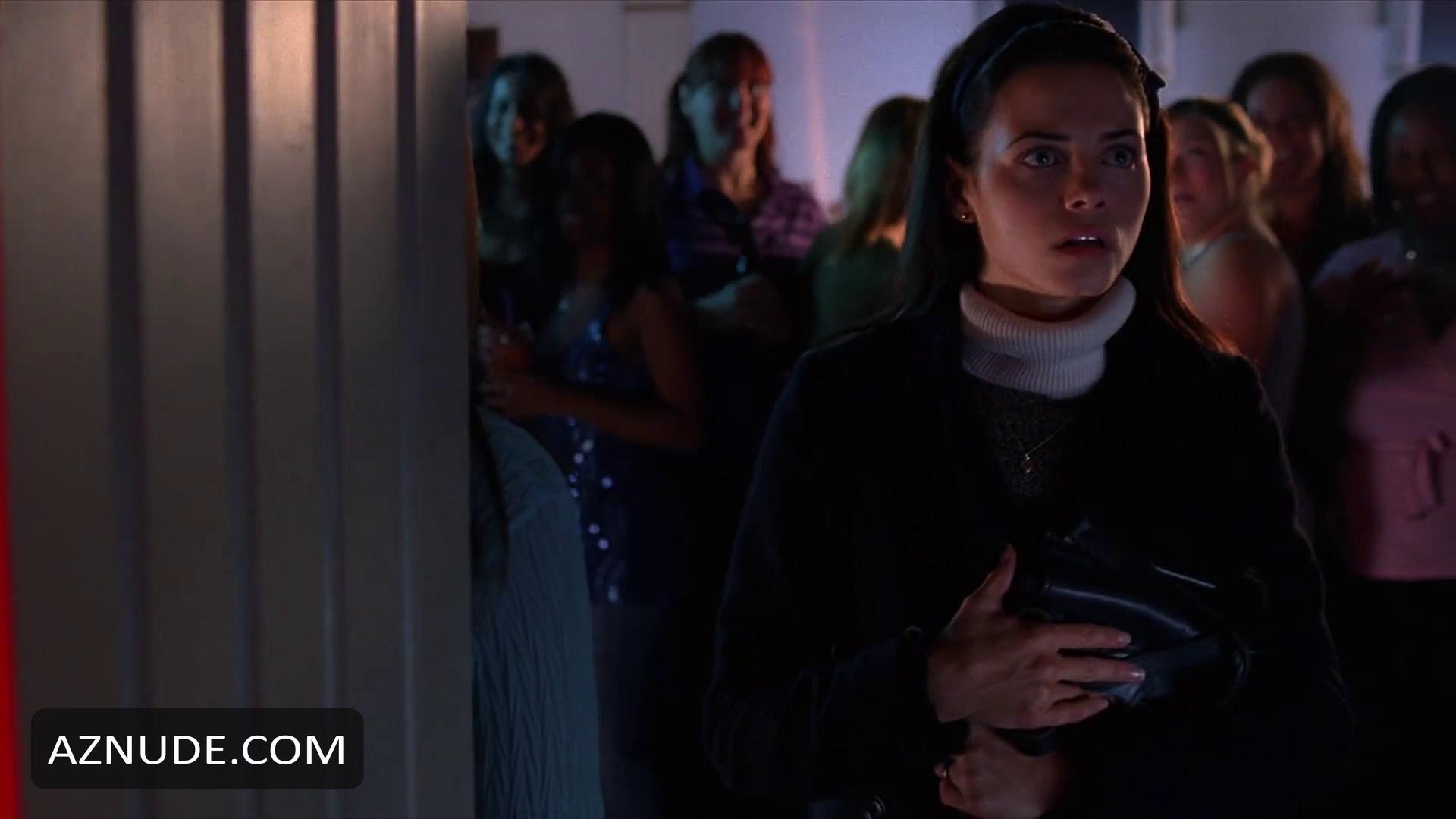 Jenna Dewan in American Virgin, photo 6