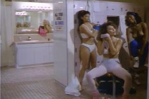 Leigh Betchley in Knock Outs, photo 14