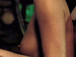 Polly Shannon in The Hunger, photo 25