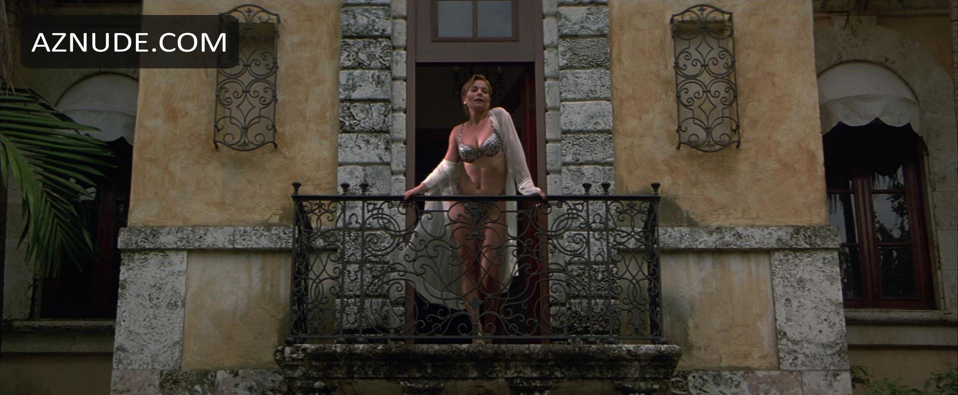 Theresa Russell in Wild Things, photo 23