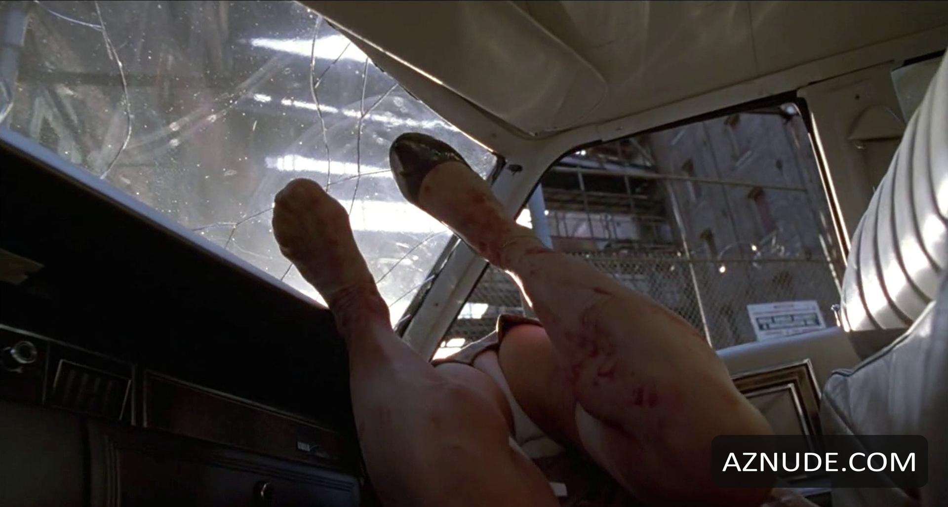 Lena Olin in Romeo Is Bleeding, photo 1