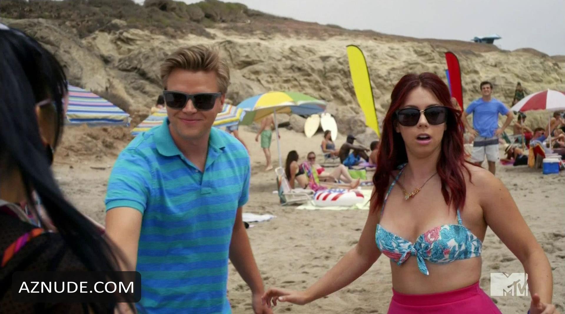 Jillian Rose Reed in Awkward. (2011-), photo 8