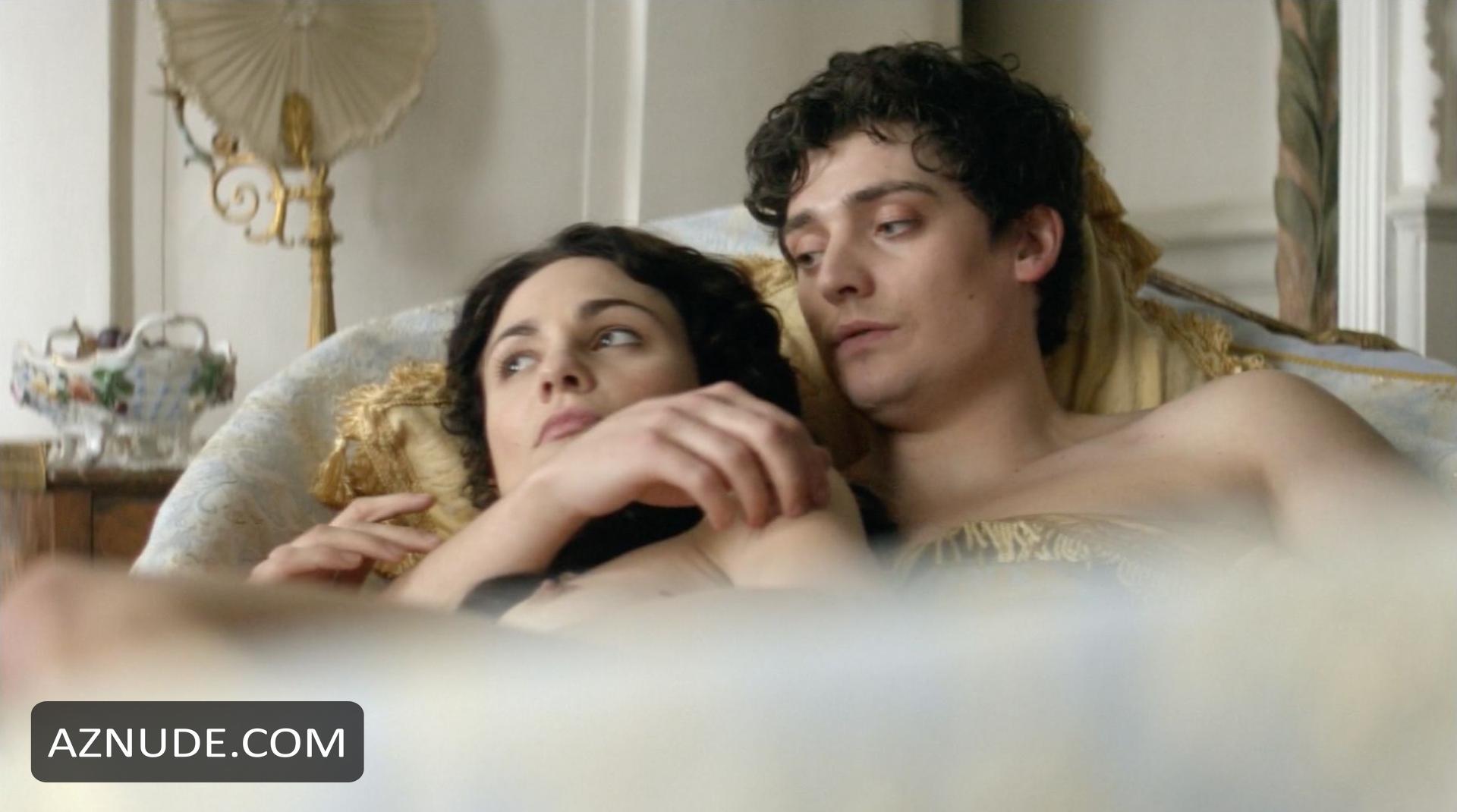 Tuppence Middleton in War & Peace (2016-), photo 1
