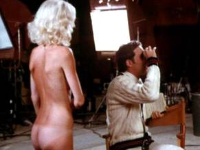 Susan Stewart in The First Nudie Musical, photo 20