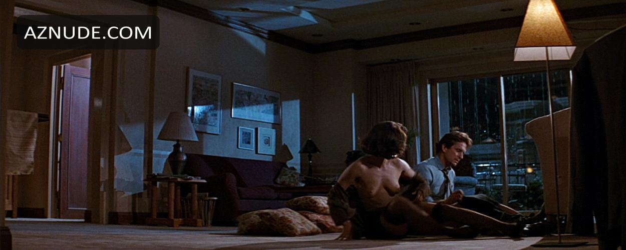 Jeanne Tripplehorn in Basic Instinct, photo 18