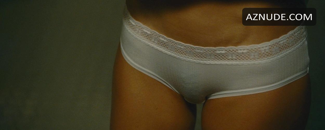 Hilary Swank in The Resident, photo 7